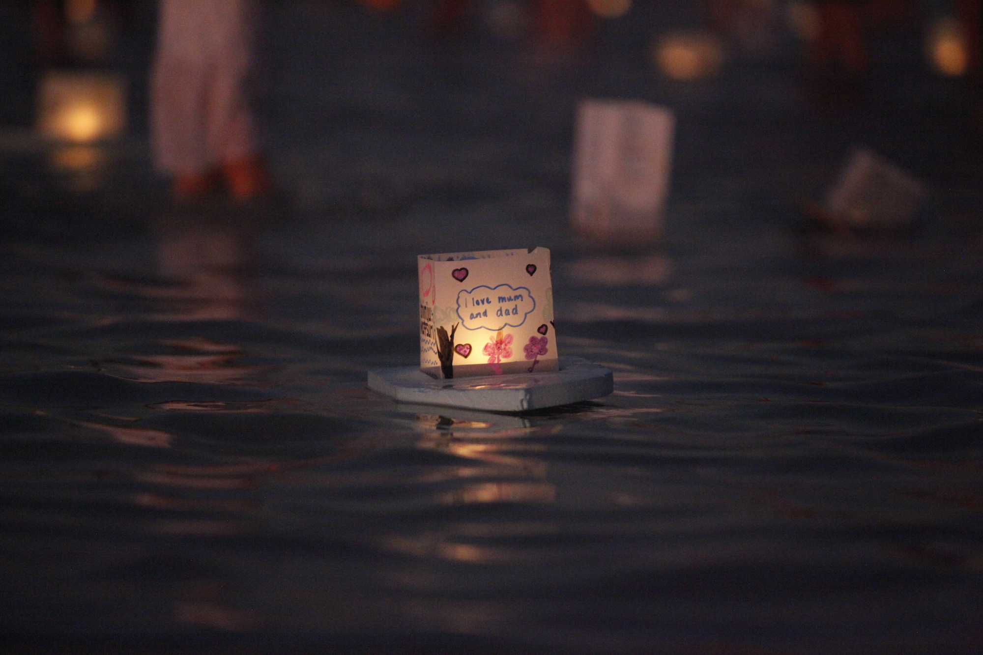 Message to the loved ones on the floating lantern shinju matsuri Broome - Gantheaume point